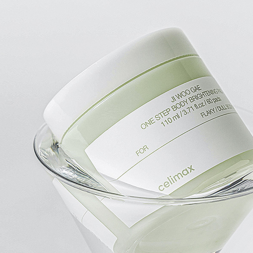 [Almohadillas con tónico iluminador] celimax One Step Body Brightening Pad (60ea)