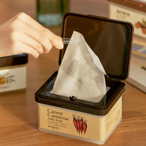 *CLEARANCE* [Mascarilla facial] Skinfood Carrot Carotene Daily Mask 270g