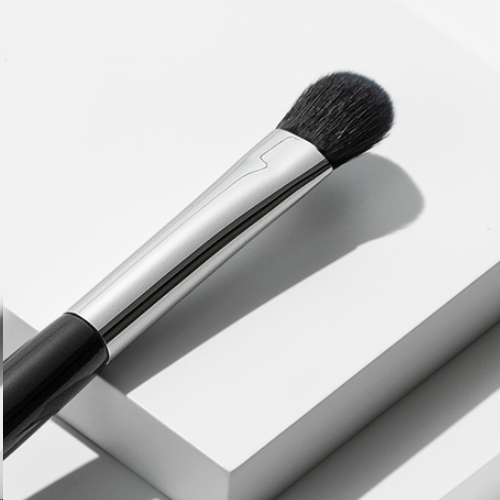 [Brocha] Studio17 Base Eyeshadow Brush 712
