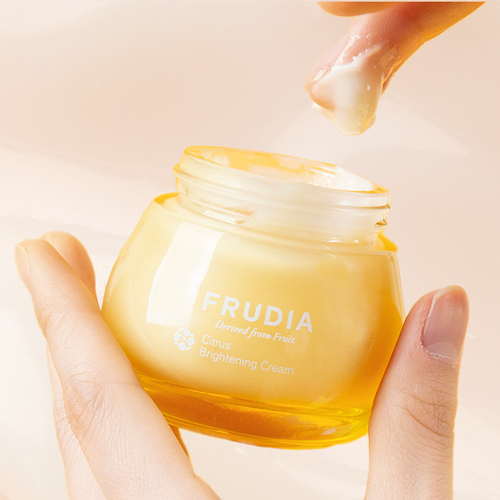 [Crema facial iluminadora] Frudia *renew* Citrus Brightening Cream 55ml